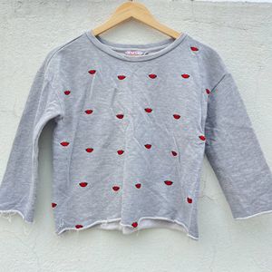 Crop Grey Sweatshirt: Lifestyle