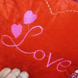 5 Pc Heart Shape Cushion New Without Tag