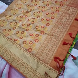 Silk Saree Printed With Red Border