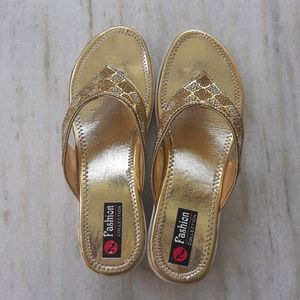 Party Wear GOLDEN Slippers