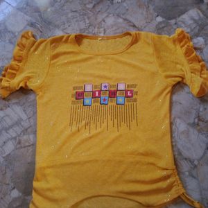 Crop Top With Beautiful Yellow Colour And Shimmar