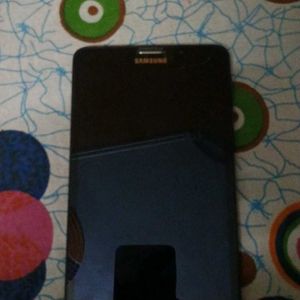 Samsung Galaxy Tab A Good Condition Screen Crack