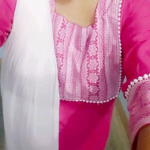 [Beautiful Peach Colour Kurti Set]