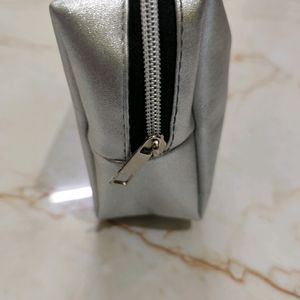 Smashbox Silver Pouch