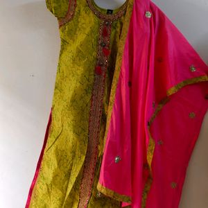 Party Wear Kurta Set