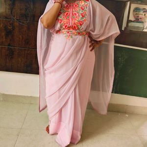 Kaftan Saree With Belt And Stitched Blouse