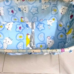 BIG DISCOUNT 👧👦Baby Blue Cute Cradle