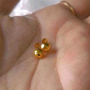 22crt Gold Studs With Bill