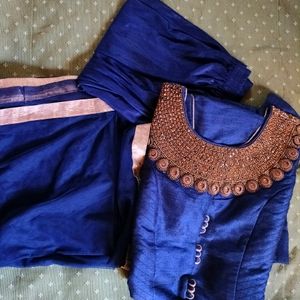 Women Kurti Sets