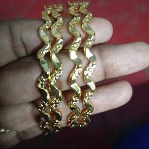 Trending Bangles