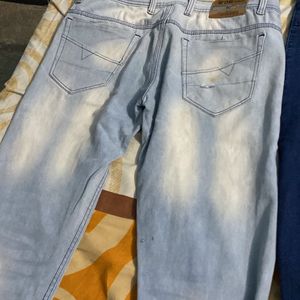 mens blue jeans combo ligjt and dark jenas