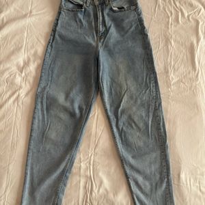 H&M High Waist Jeans