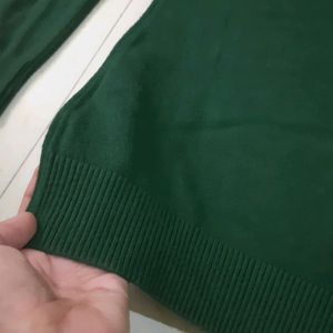 Dark Green Sweatshirt Made Of Soft Wool