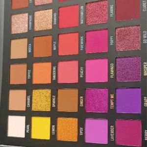 Imagic Eyeshadow Palette