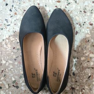 Black Flat Ballerina Size 36