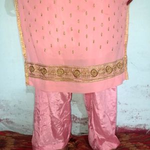 New Stylish Daily Wear Kurta Set For Girls And Wom