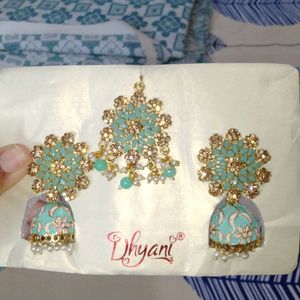 Earrings With Mangtika