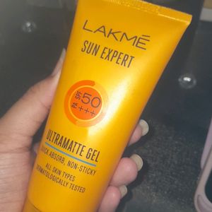 Lakme Sun Expert 50 Pa+++