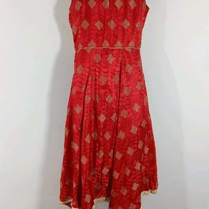 Red Embroidered Kurta Set (Women)