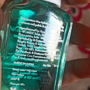 Myglamm Lit Nail Polish Remover