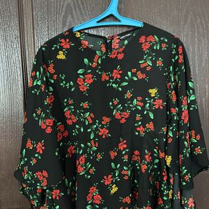 TOKYO TALKIES Floral Top