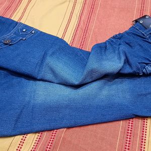 Blue Denim Capri With Knee Belt