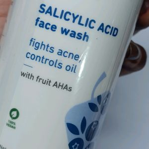 Salicylic Acid Facewash by Plum (Sealed)