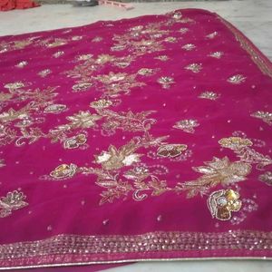 Aari Tari Work Beautiful Saree ❣️