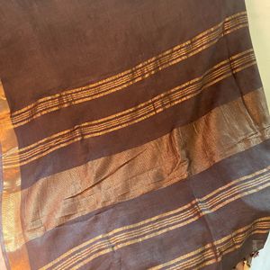 Linen Saree With Zari Border