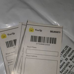 15 Shipping Bag And 5 Shippin Label