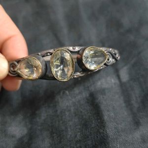 92.5 Quartz Cuff