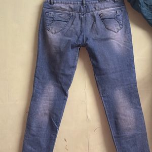 Slim Designer Jeans