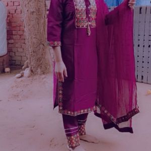 Kurta Pant Dupatta Set