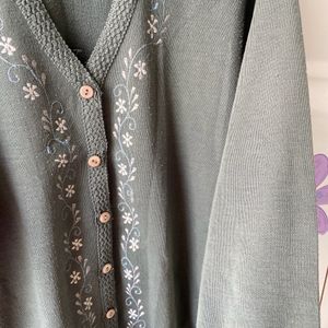 woolen grey cardigan