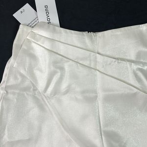 URBANIC Gathered A-Line Shorts