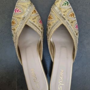 Rajasthan Golden Heels