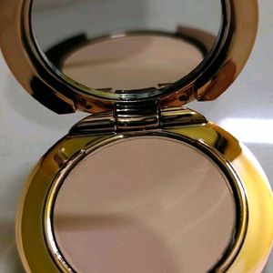 Charlotte Tilbury Compact