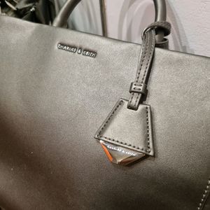 CHARLES & KEITH OG MEDIUM TOTE BAG GREY GOOD AS NE