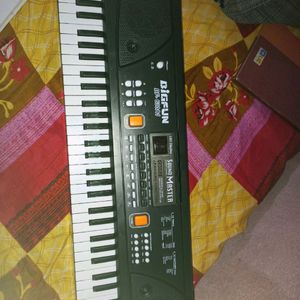 Big Fun 61 Key Musical Keyboard It Is New