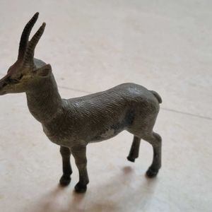 Deer Scale Model