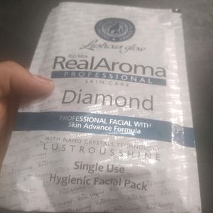 Real Aroma Dimond Facial Kit