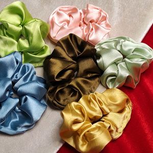 Beautiful Shinning Scrunchies Pack Of 20 Pieces ❤