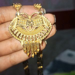 Women Mangalsutra