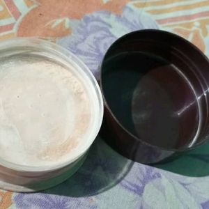 LAKME ROSE POWDER WITH SUNSCREEN &FREE PEARS SOAP