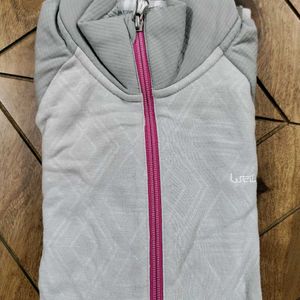 Decathlon Woolen Sweatshirt (M)