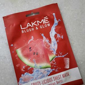 Lakme Fruit-sheet Mask