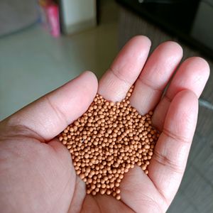 Red Gravel for aquarium Floor(1.6 Kgs)- Get FREE 2 Small Colourful Artificial Plants For Aquarium Decor