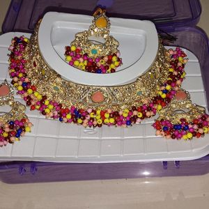 Malti Colour Necklace Set