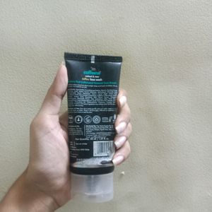 Mcaffeine Naked & Raw Facewash