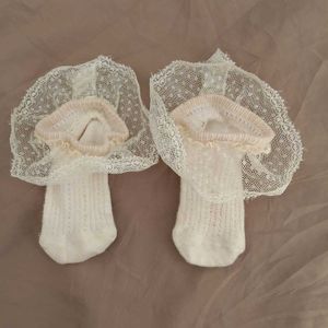 Baby Off White Frill Socks.